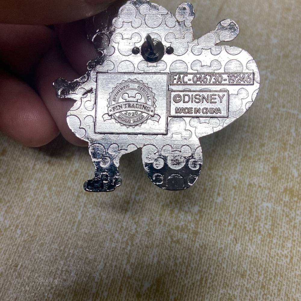 Disney Fancy Nancy Pin - Picture 6 of 6